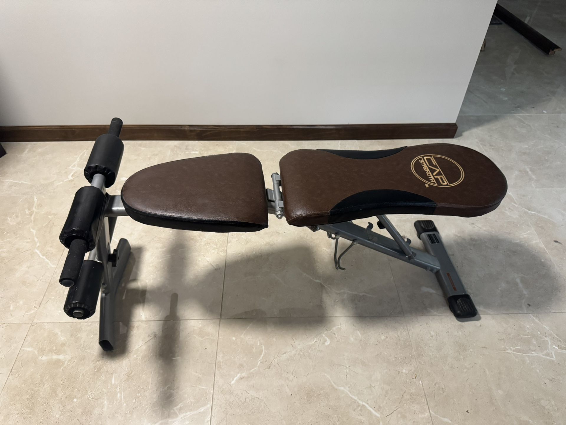 Cap Strength Bench 