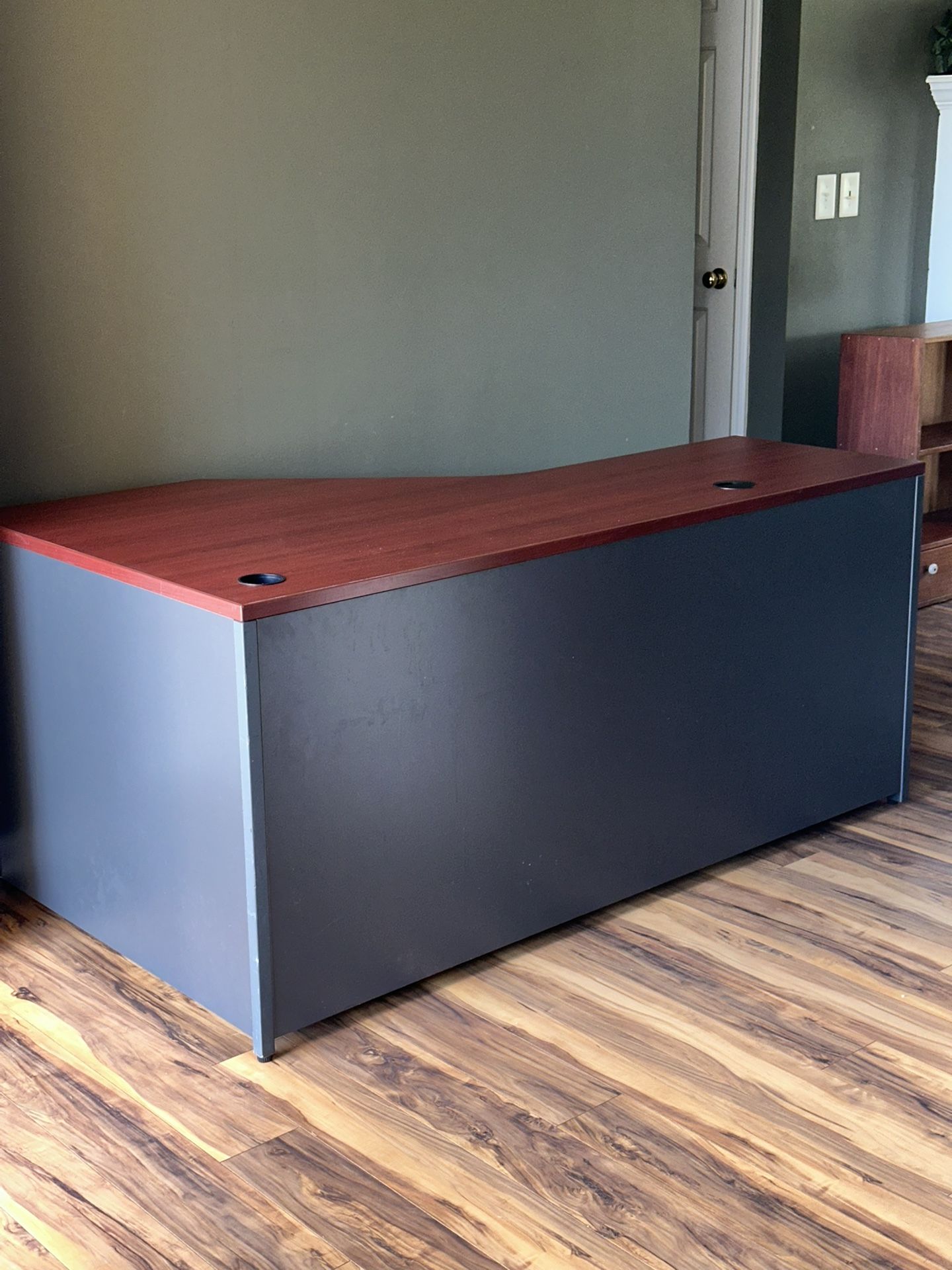 Office Desk