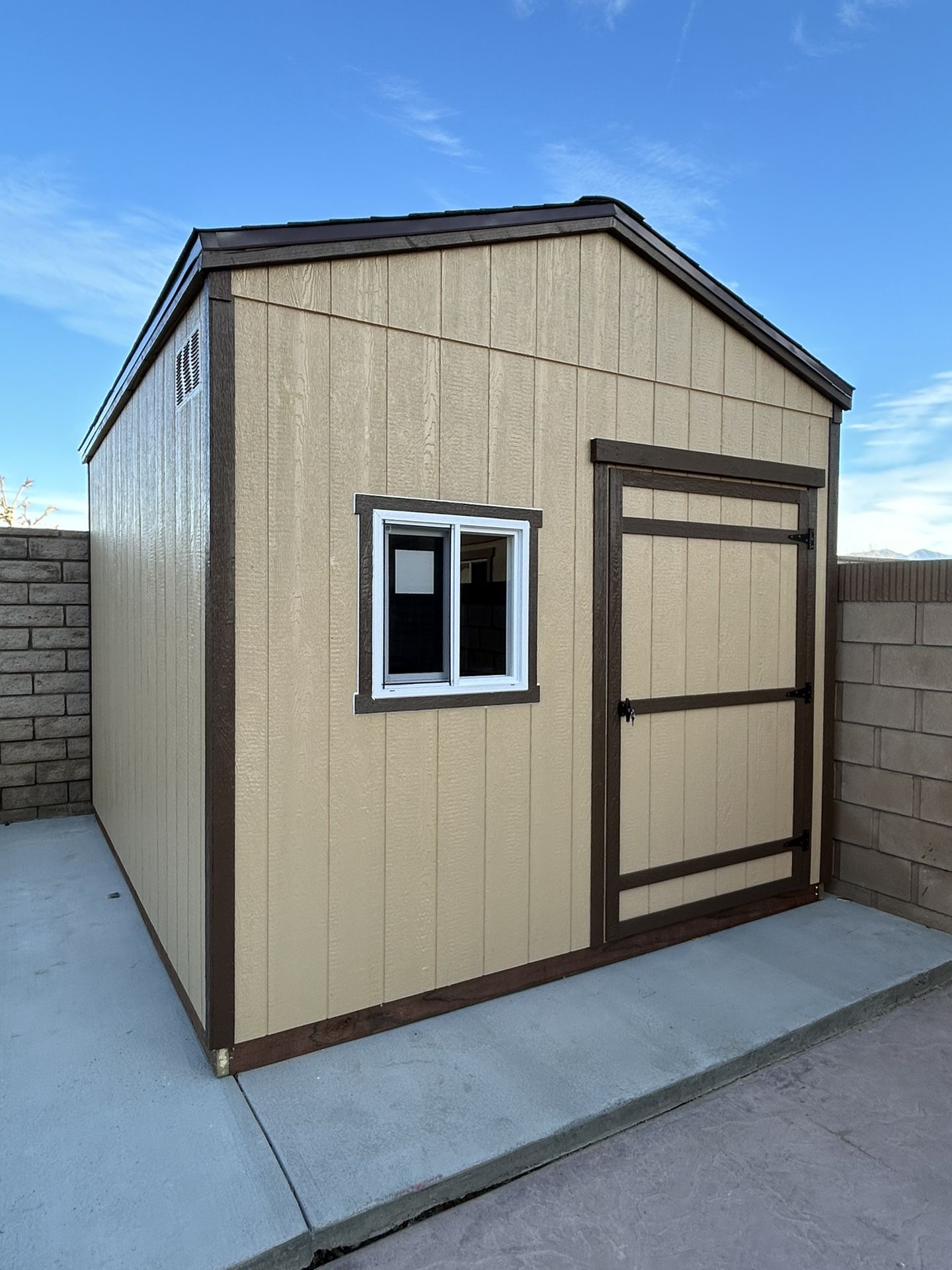 Shed 10x12x10H