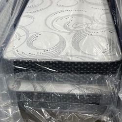 Twin size mattress never used !