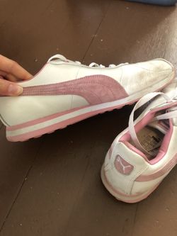 Womens’ Pink/White Puma Shoes