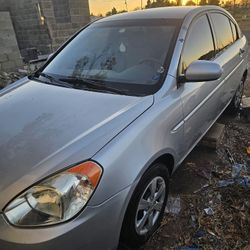 2010 Hyundai Accent