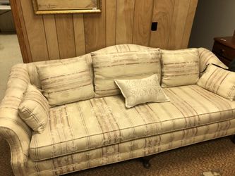 Large sofa cream & beige