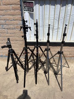 Tripod Lot