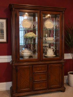 Elegant Solid Wood Lighted China Cabinet / Hutch – Glass Doors & Storage