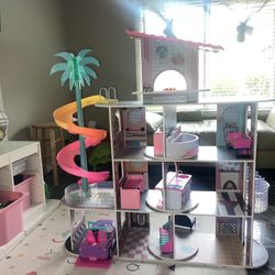 L.O.L. Surprise! OMG House of Surprises Doll House