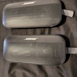 2 Bose Speakers
