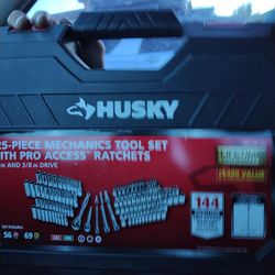 Husky 125  Piece Set Socket Wrench Set