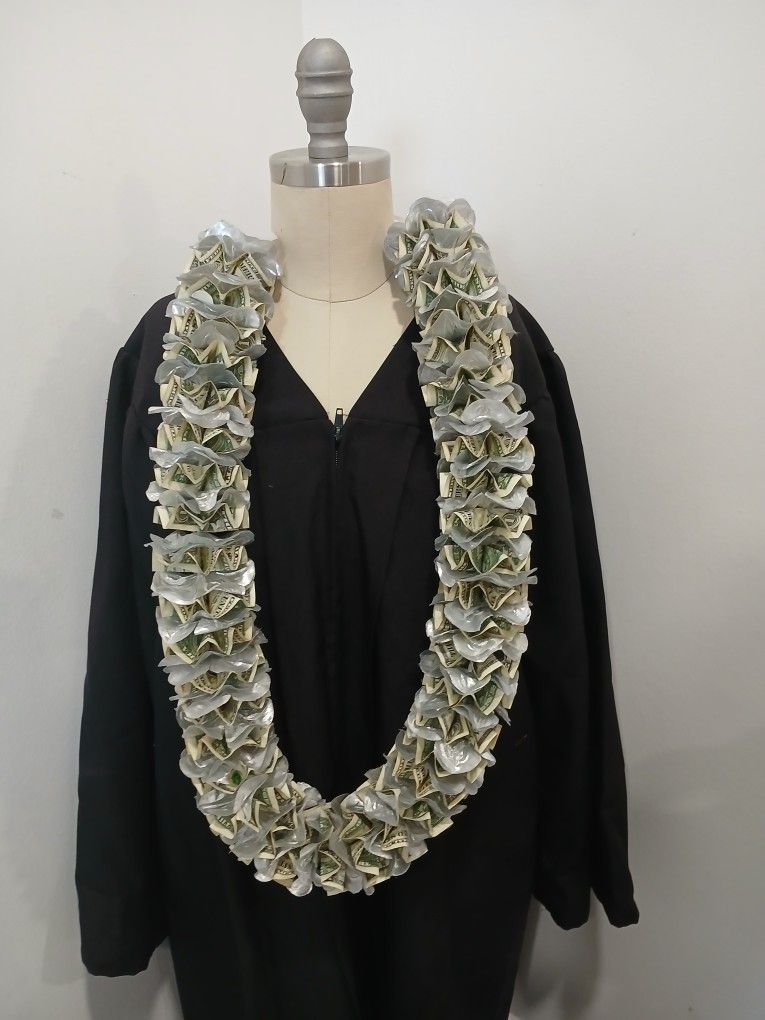 Graduation. Lei. Silk. Flowers.$45