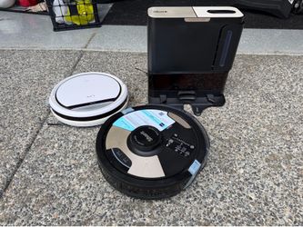 Robot vacuum mop