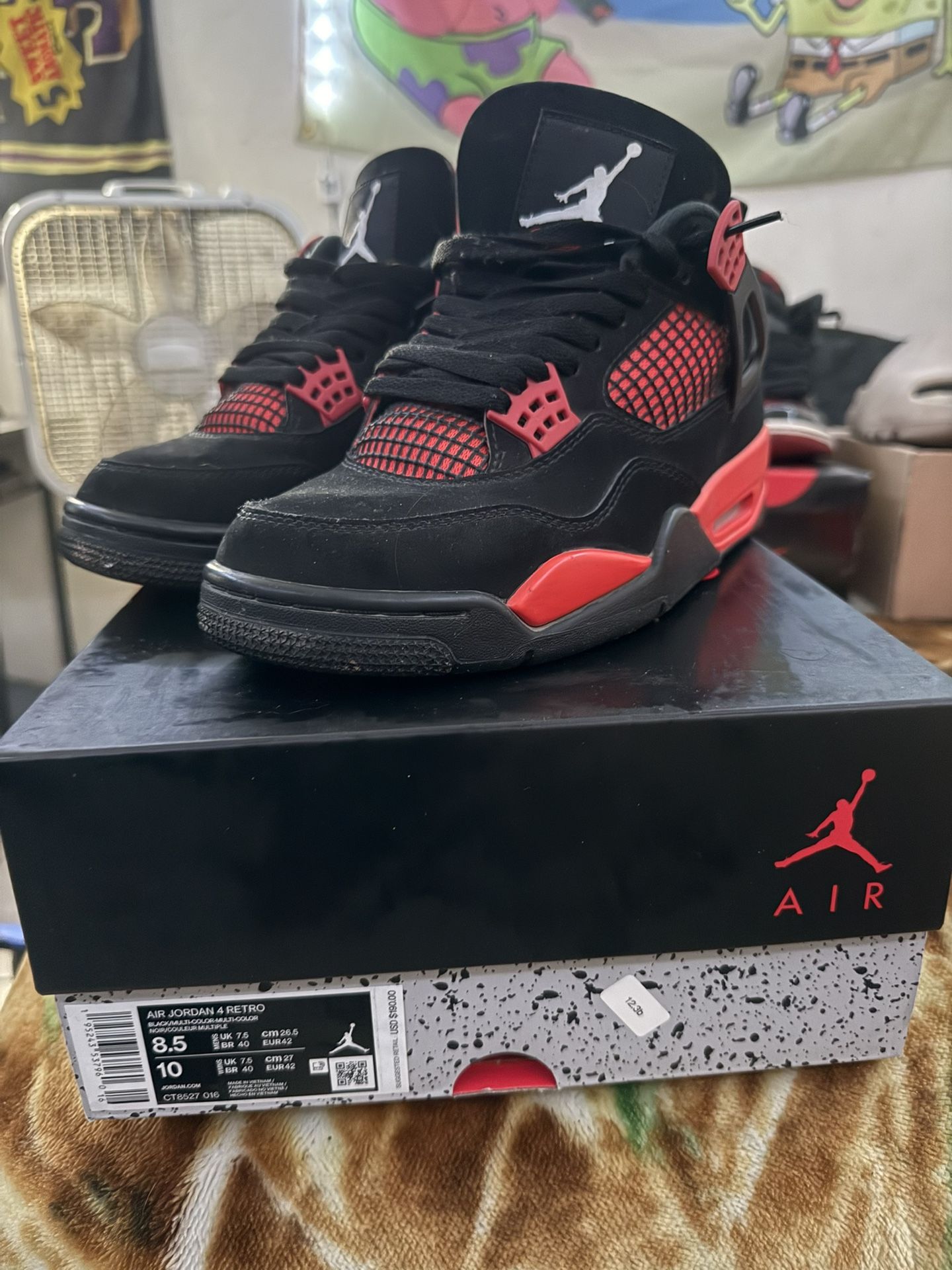 Jordan 4’s Red Thunder 