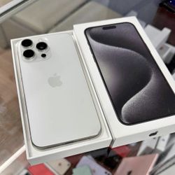 IPhone 13 Pro Max Unlocked / Liberado 👌 (Different Colors Available)