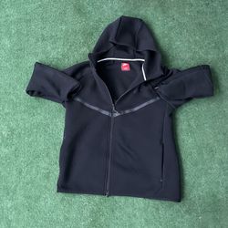 Nike Tech Fleece Black – Men’s Size [L]