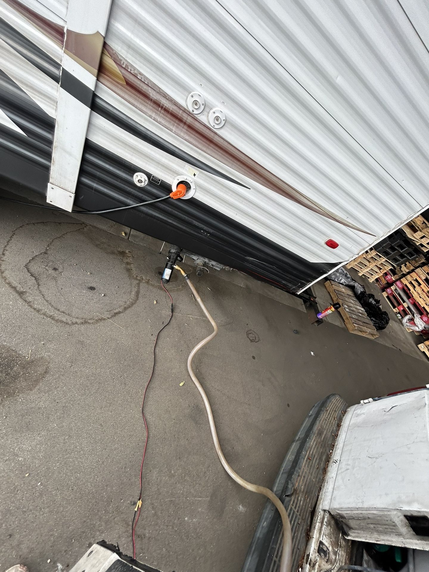 BLACK AND GRAY WATER CLEANING AT HOME For RV