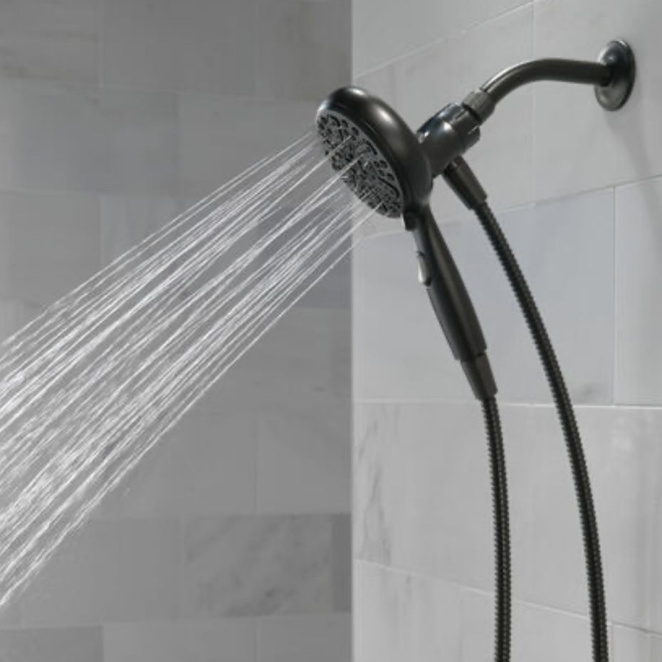 DELTA 6-Setting SureDock Magnetic Hand Shower in Black
