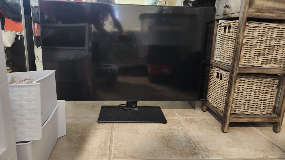 Tv 43 Inches LG TV