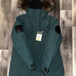 $700 North Face Women’s Expedition Mcmurdo 700 Down Parka Jacket - Large