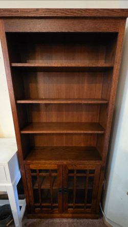 Solid wood bookshelf stand