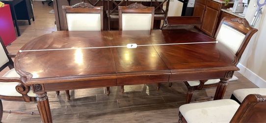 Dining set