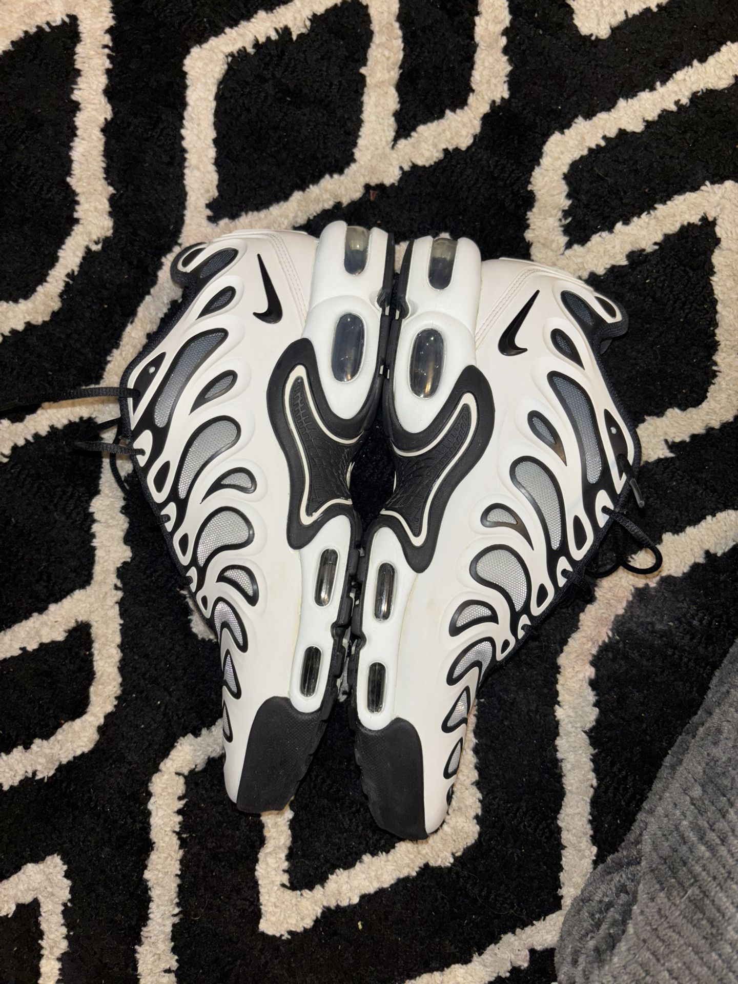 2024 Nike Air Max Plus Drift 'White Silver Black' Men Size 10 