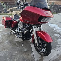 2016 Harley Roadglide Clean Title 