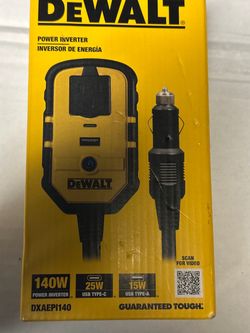 DeWalt 140W Power Inverter DXAEPI140