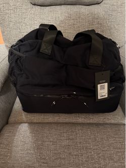 Fabletics duffel bag