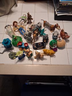 8 Sealed Burger King Toys 1995 + 25 more