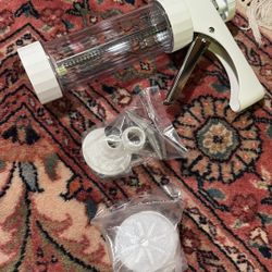 Kuhn Rikon Clear Barrel Cookie Press—NEW