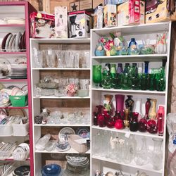 Huge Antique And Vintage Collection 