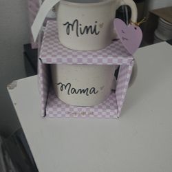 20 oz Mama and 8 oz Mini white mug gift set