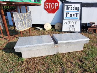 Full size truck aluminum tool box