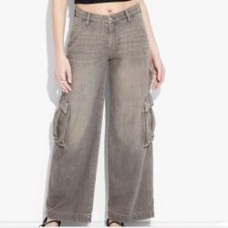 Wide-Leg Cargo Jeans