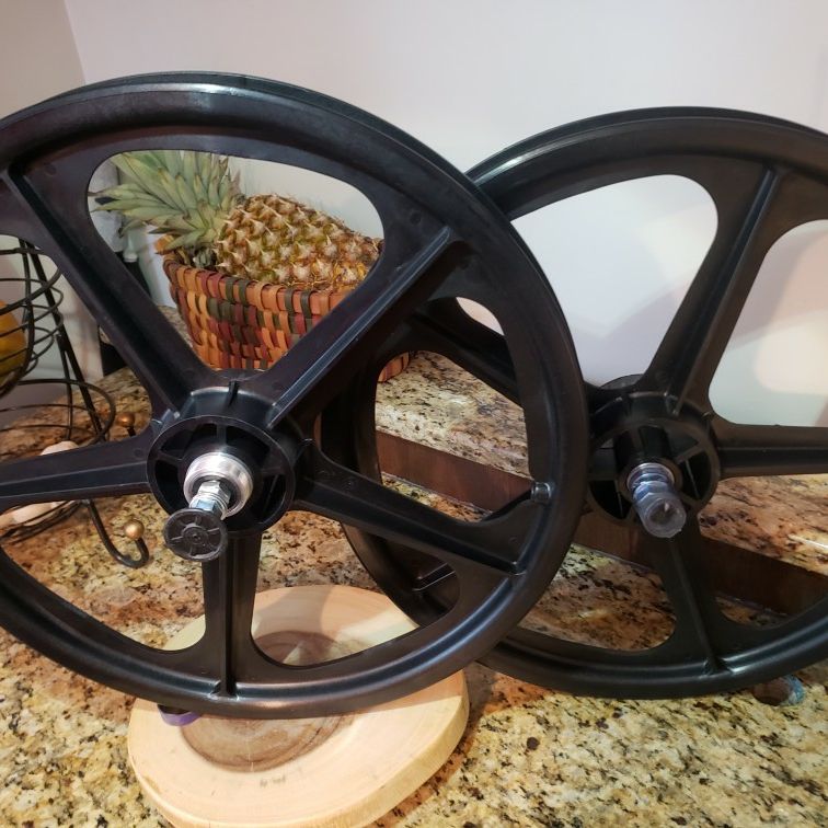 New 20" SKYWAY TUFF WHEELS freestyle( Rare )