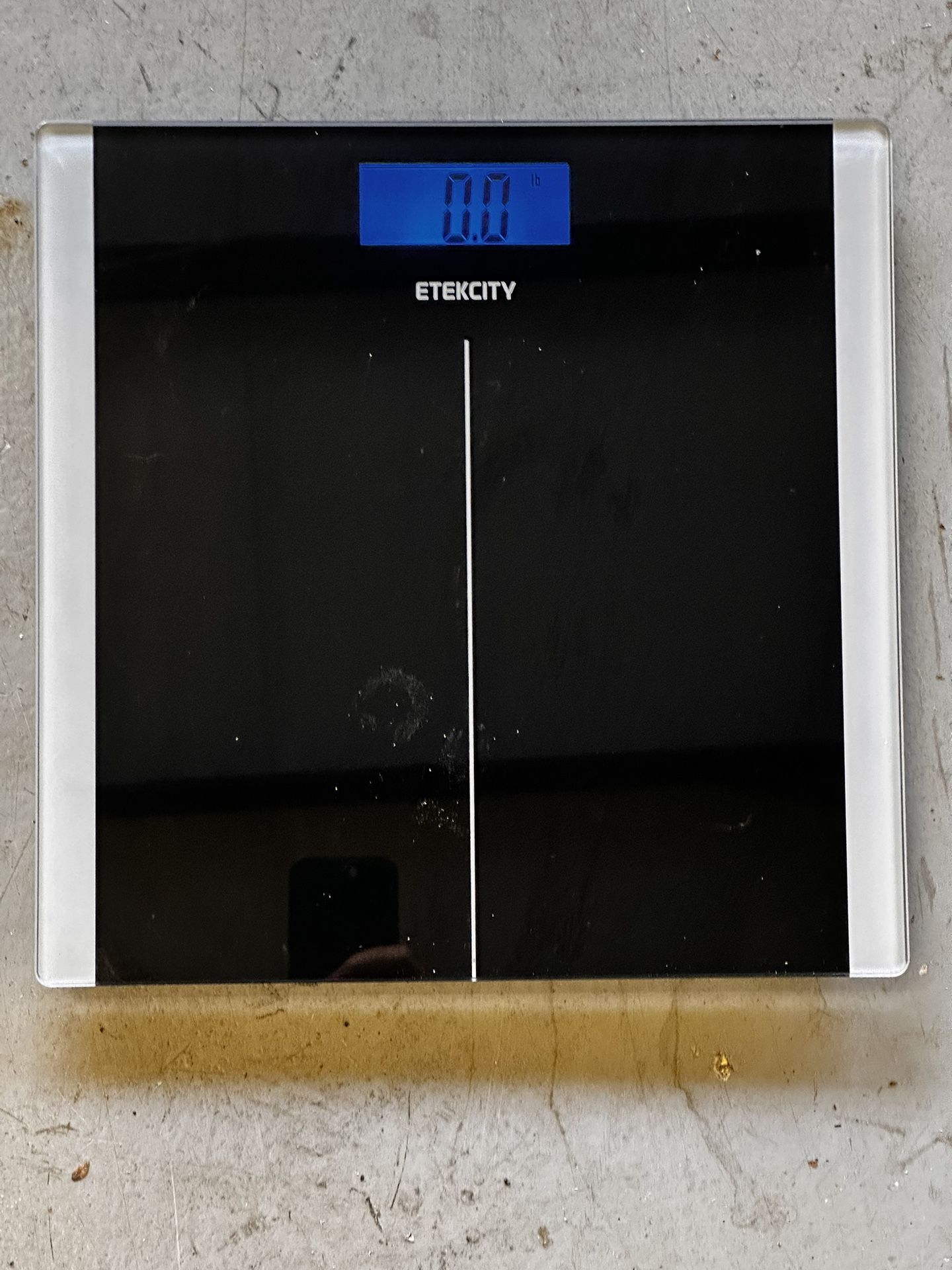 Glass Body Scale 400lbs