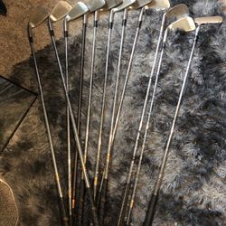 Full Golf Club Set/Club bag with Extra’s