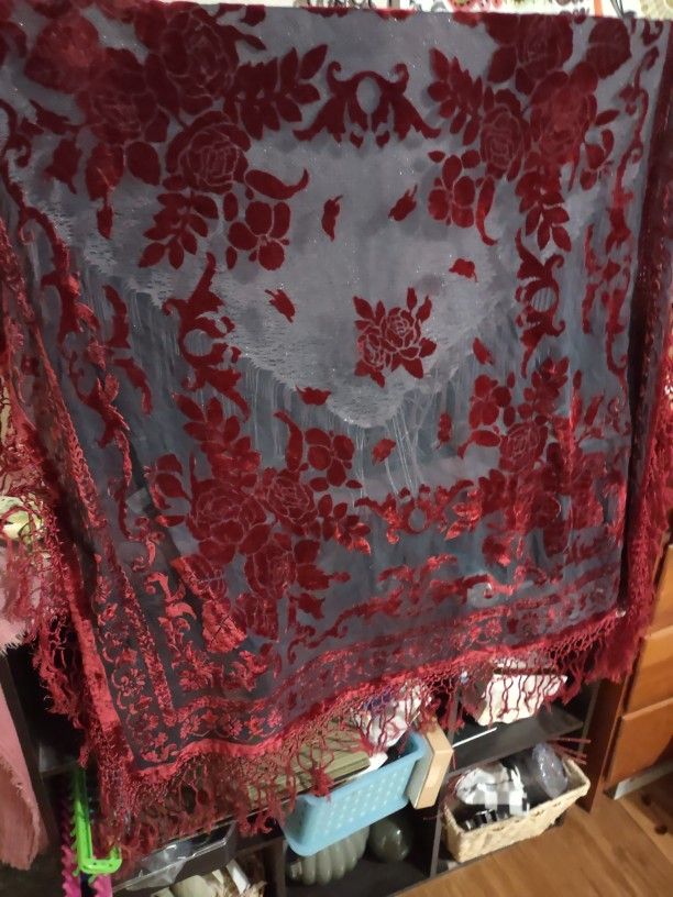 Piano Shawl