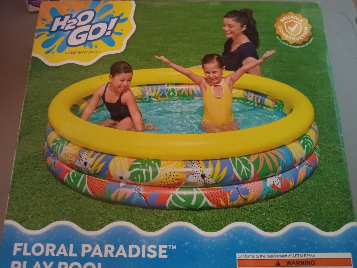 Floral Paradise Play Pool