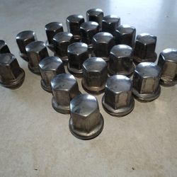 3rd Gen Ram 1500 Lugnuts