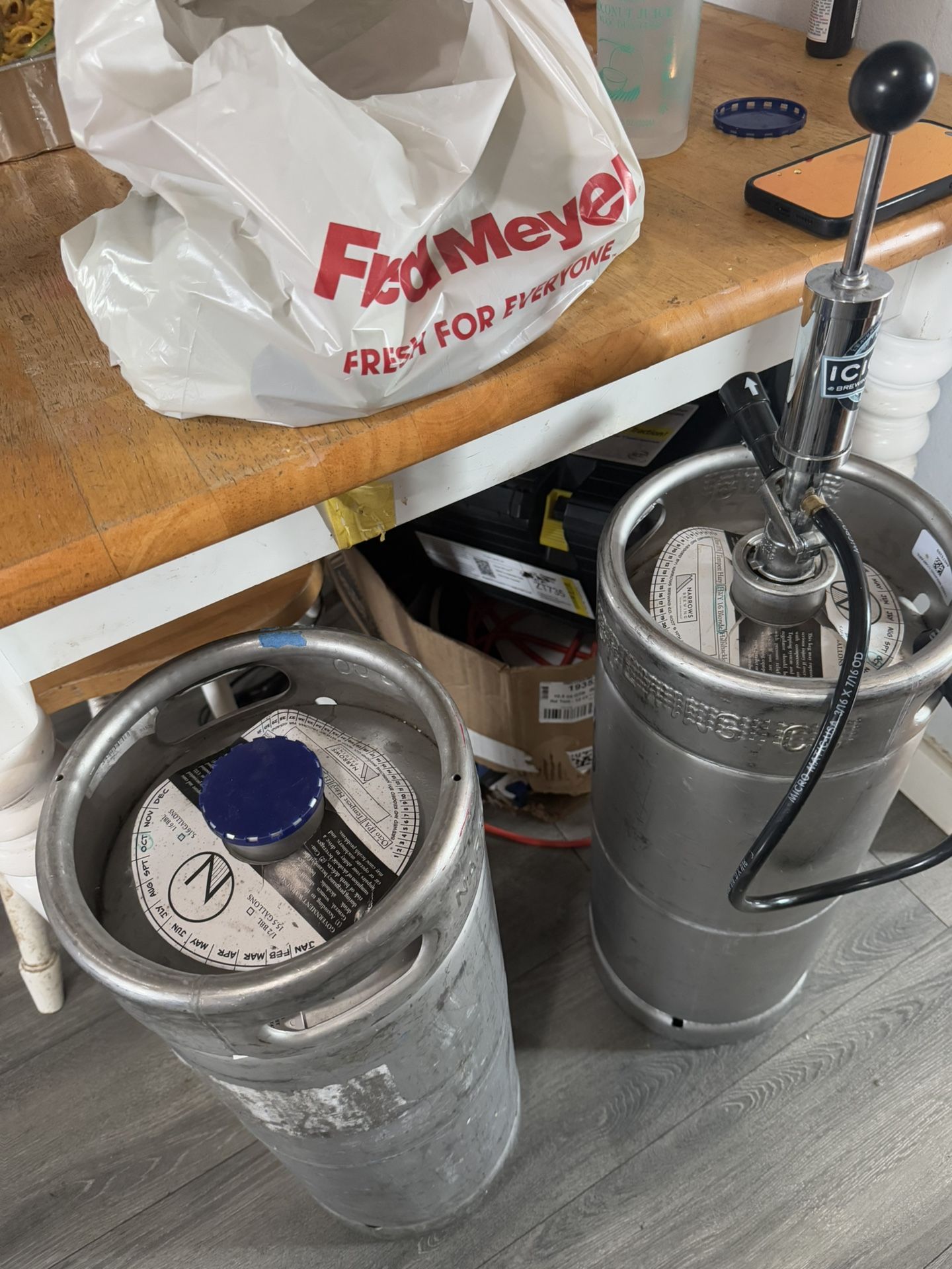 2 Kegs