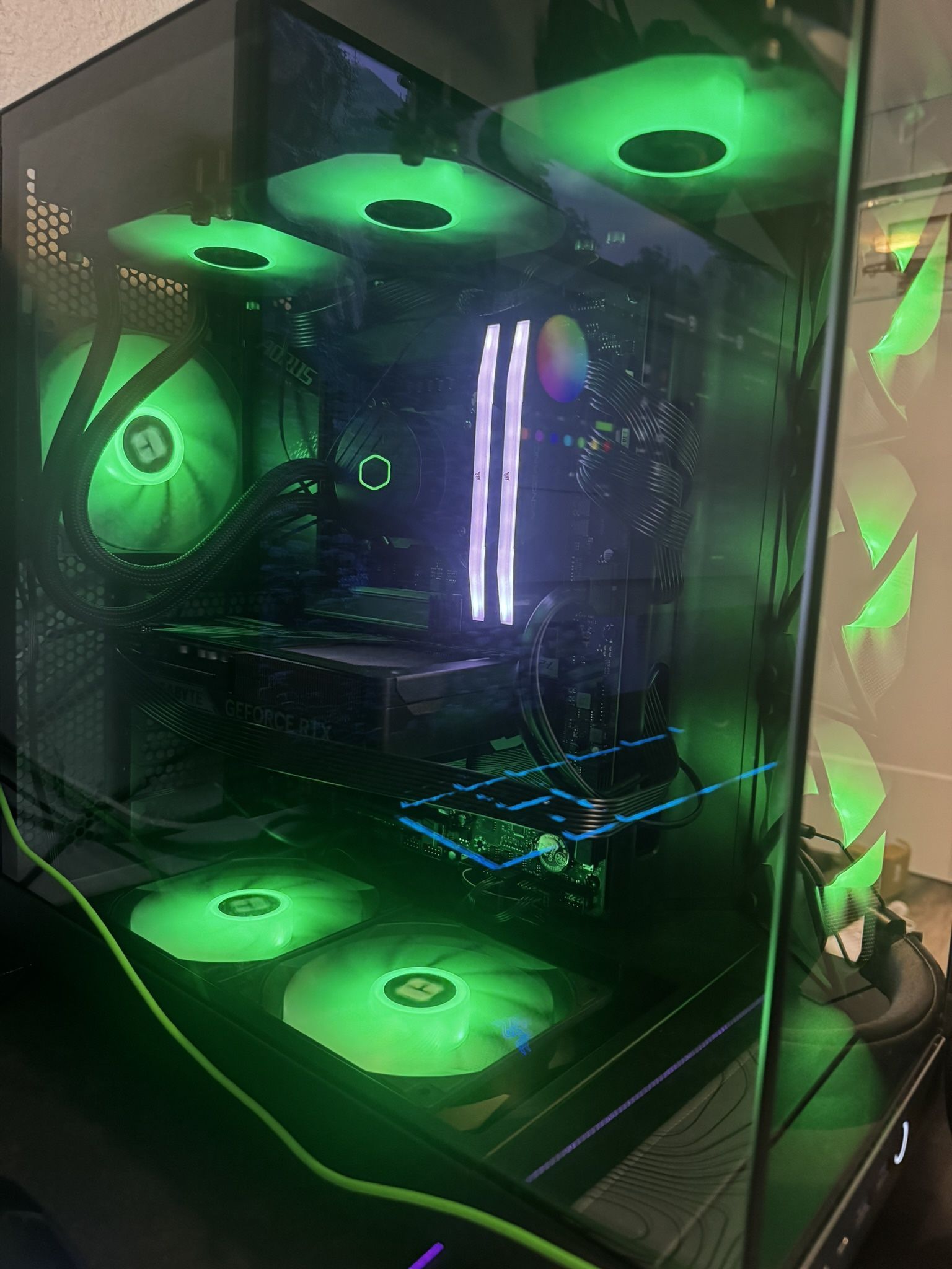 Gigabyte Windforce GeForce RTX 5060 ti 16gb