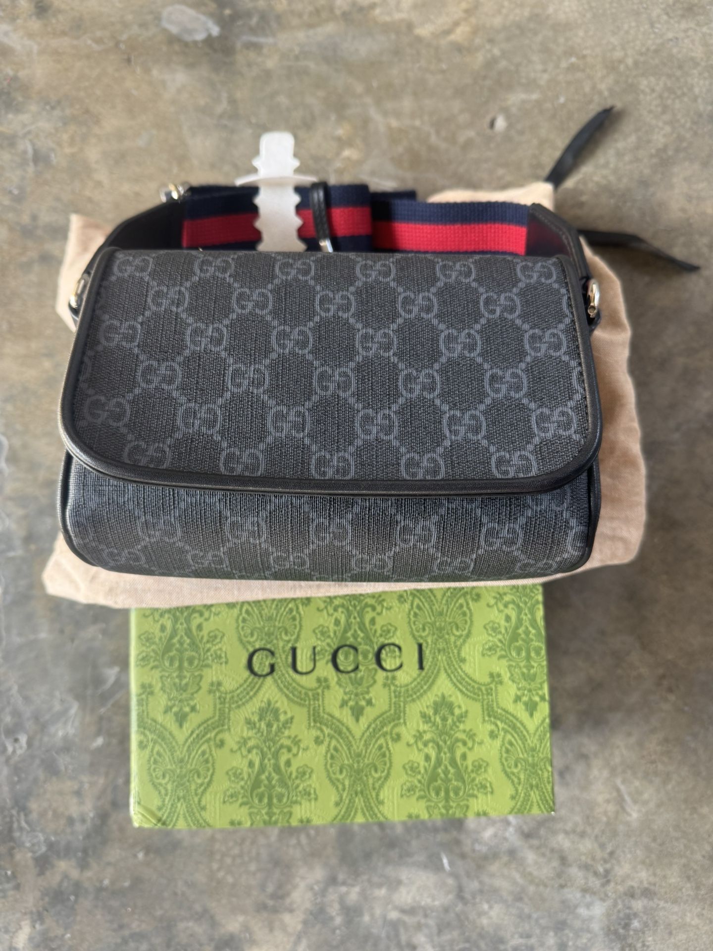 Gucci Small Crossbody Black For Men