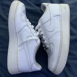 Nike Air Force 1 Low – White – Size 6.5 US – Cleaned & Good Condition
