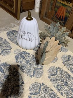Thanksgiving Decor!