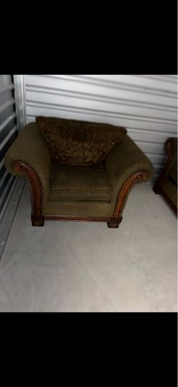 Couch and single seat chair