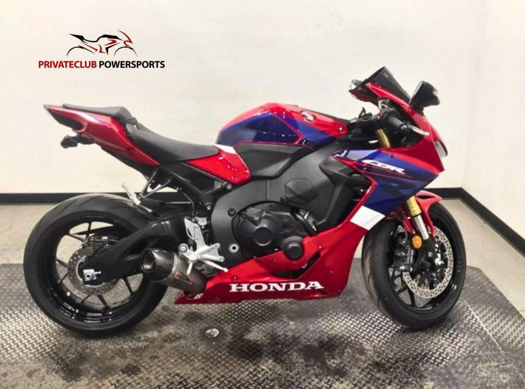 2022 Honda Cbr1000ra (Abs)