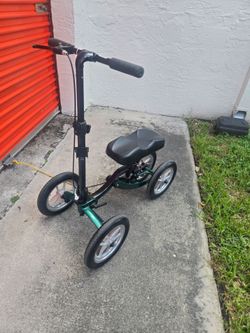 Knee Scooter