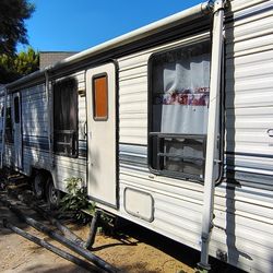 RV Dutch Trailer $2800