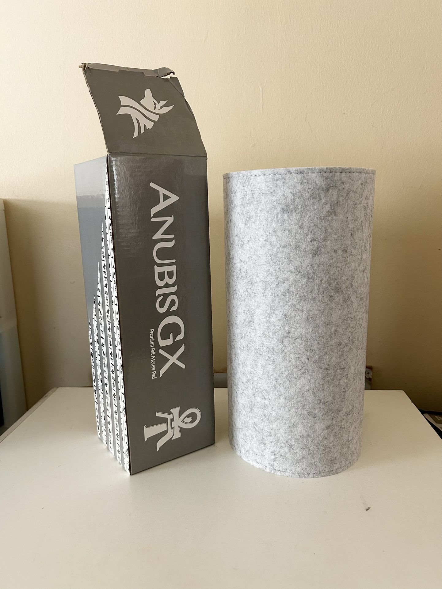 Large Gray Felt Mouse Pad – Smooth Surface for Work & Gaming