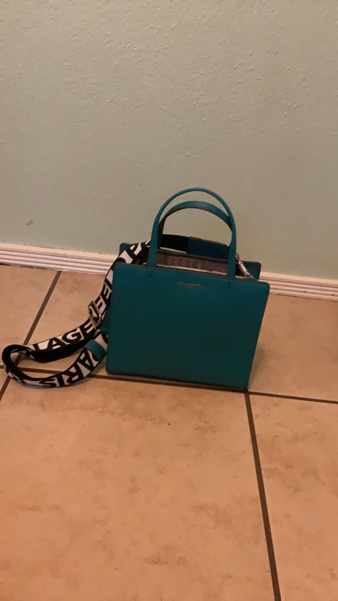 Green Karl lager field bag